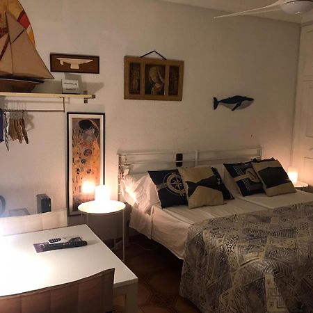 Bed&Coffee - Habitacion En Vivienda Habitual Leilighet Santa Pola Eksteriør bilde