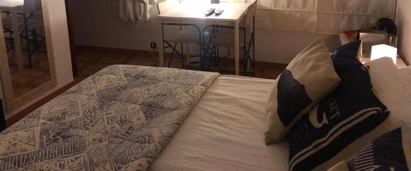 Bed&Coffee - Habitacion En Vivienda Habitual Leilighet Santa Pola Eksteriør bilde