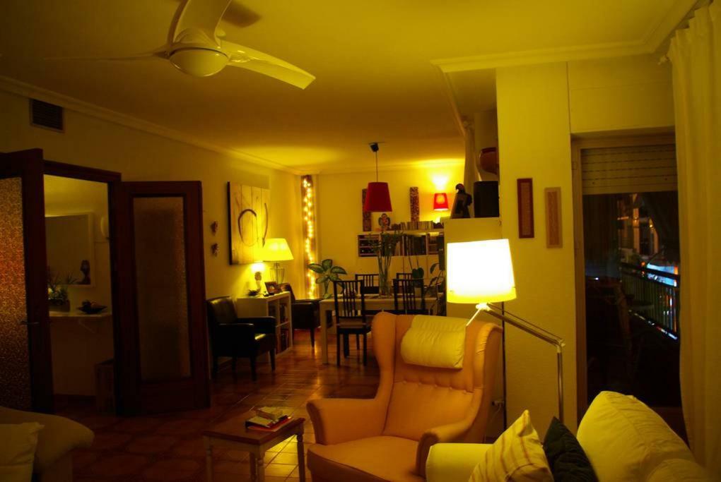 Bed&Coffee - Habitacion En Vivienda Habitual Leilighet Santa Pola Eksteriør bilde
